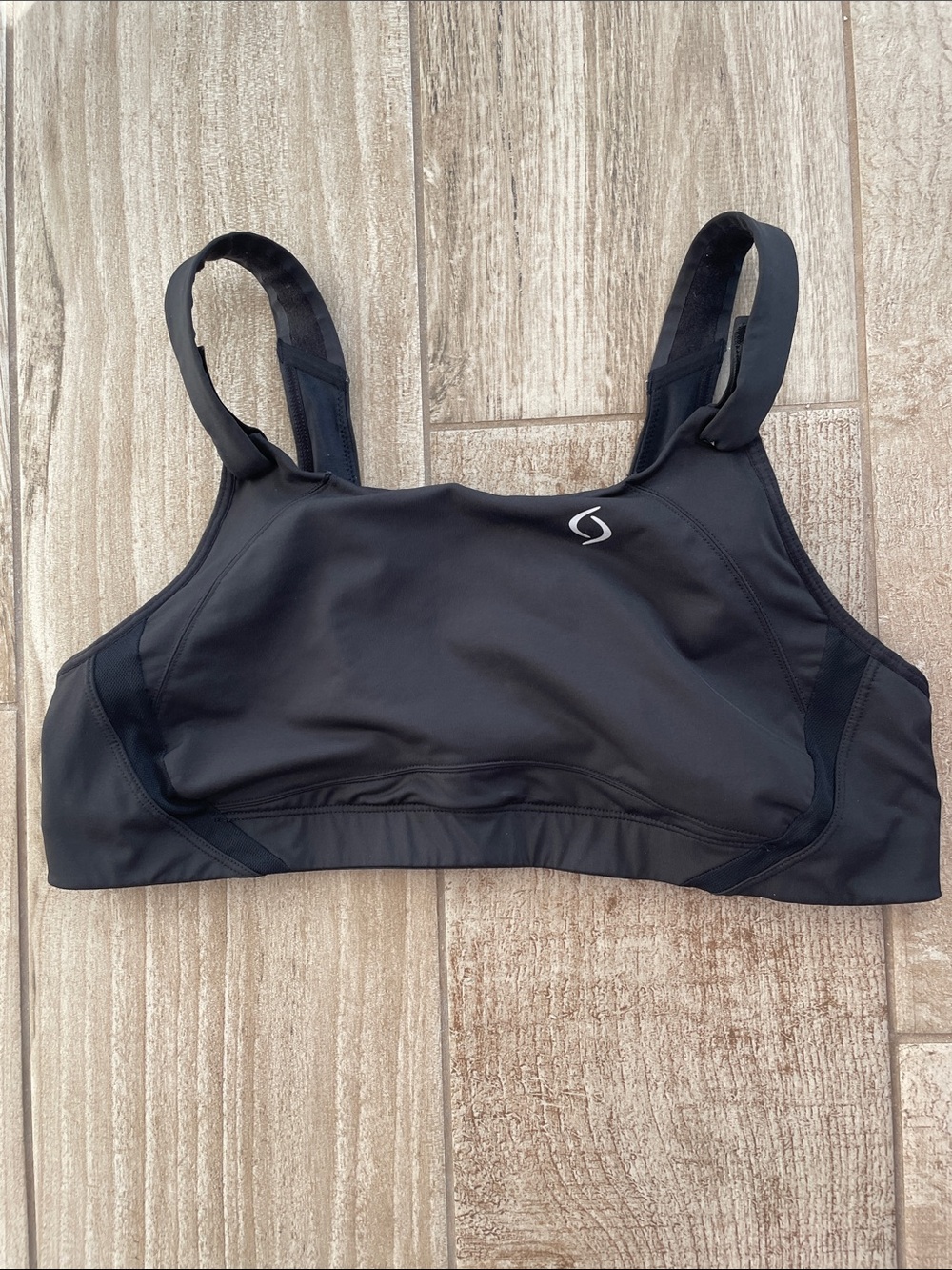 Moving Comfort black Jubralee sports bra, size 40C, EUC